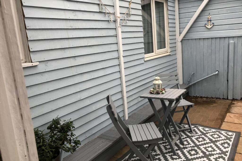 Dog Friendly Cottage 2 Mins To Beach With Hot Tub And Zappi Ev Lessingham Exterior photo